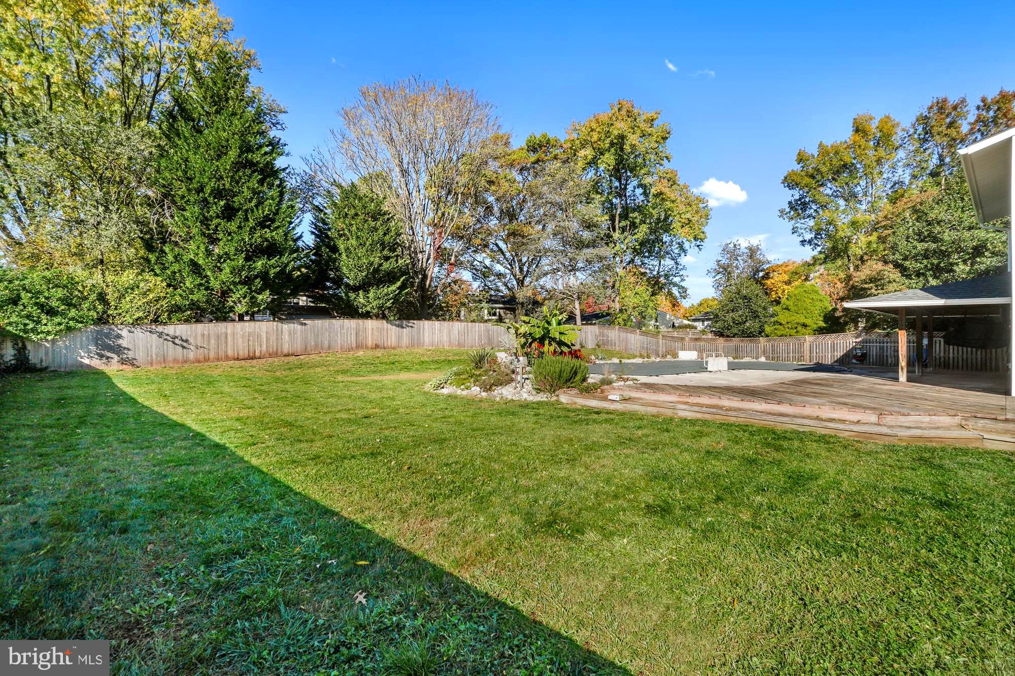 17416 Collier Way Poolesville, MD 20837 - Photo 13 of 57 Gallery Image 13