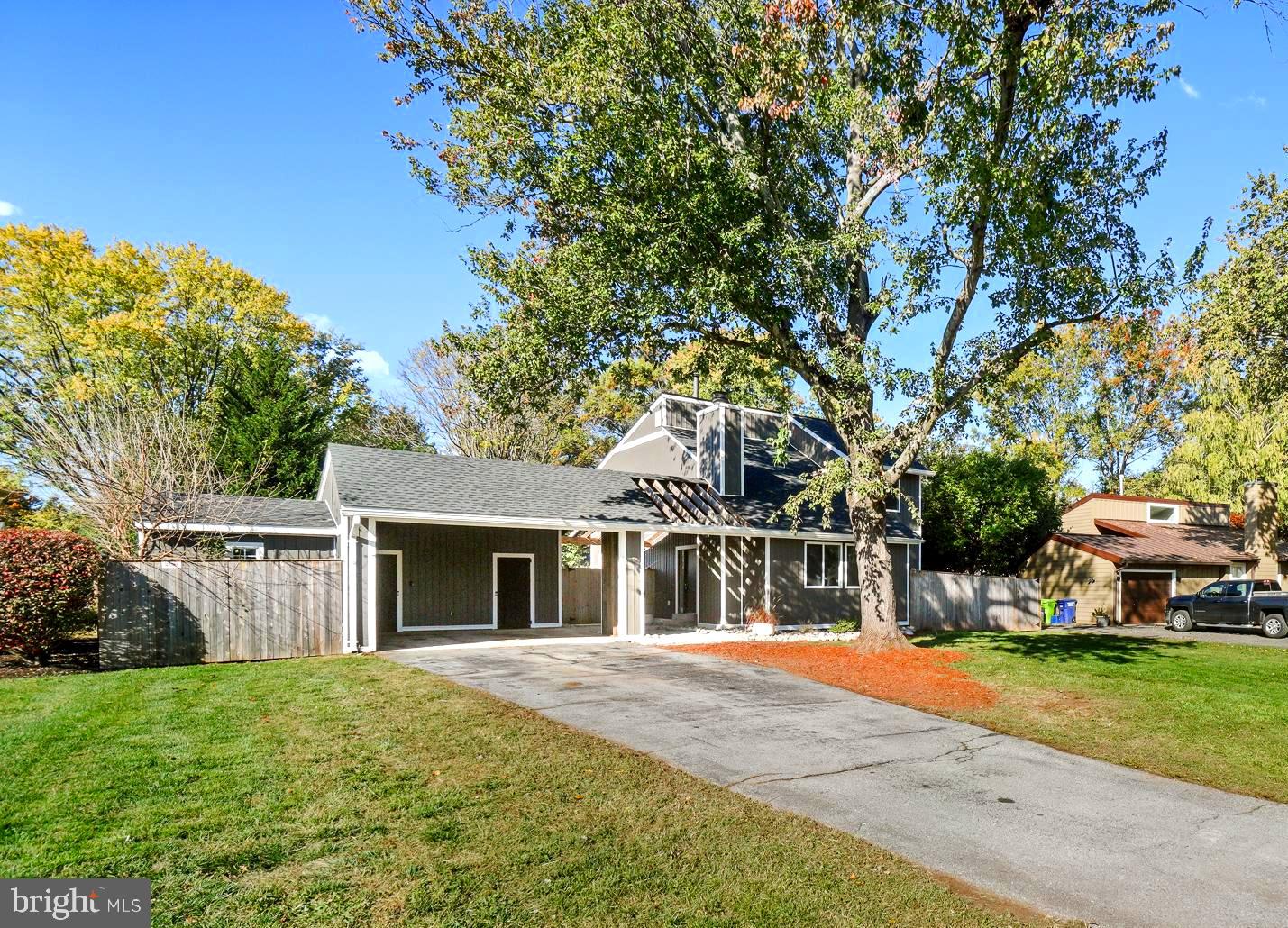 Plenty of driveway space and parking!
