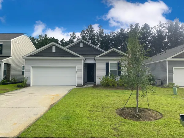 $2,000 | 374 Azore Way, Summerville, SC 29486