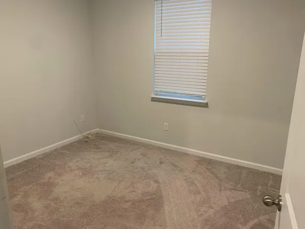 $2,000 | 374 Azore Way, Summerville, SC 29486