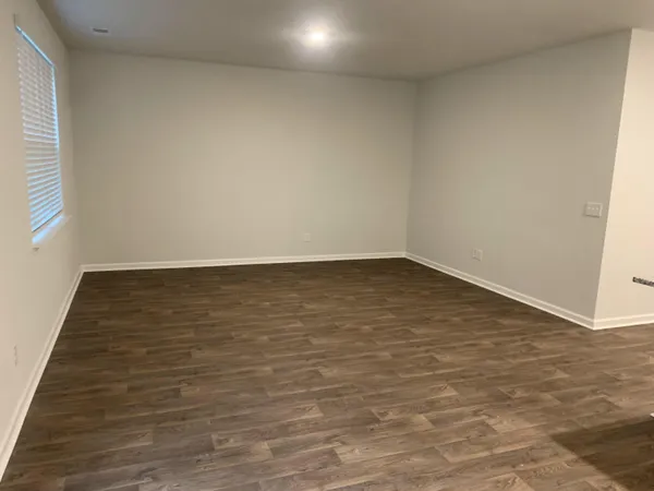 $2,000 | 374 Azore Way, Summerville, SC 29486