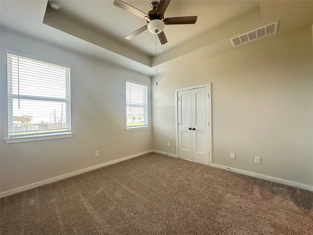 $2,100 | 2974 Pk Hl Lane, Stafford, TX 77477