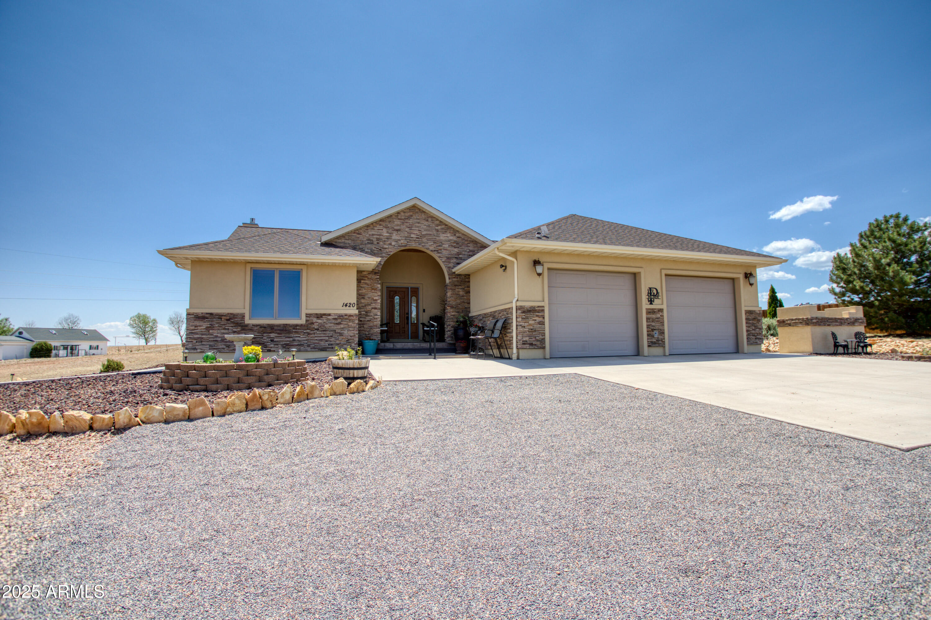 1420 Haystack Road Taylor, AZ 85939 - Photo 2 of 27 Paxmanphoto_PAX_2268