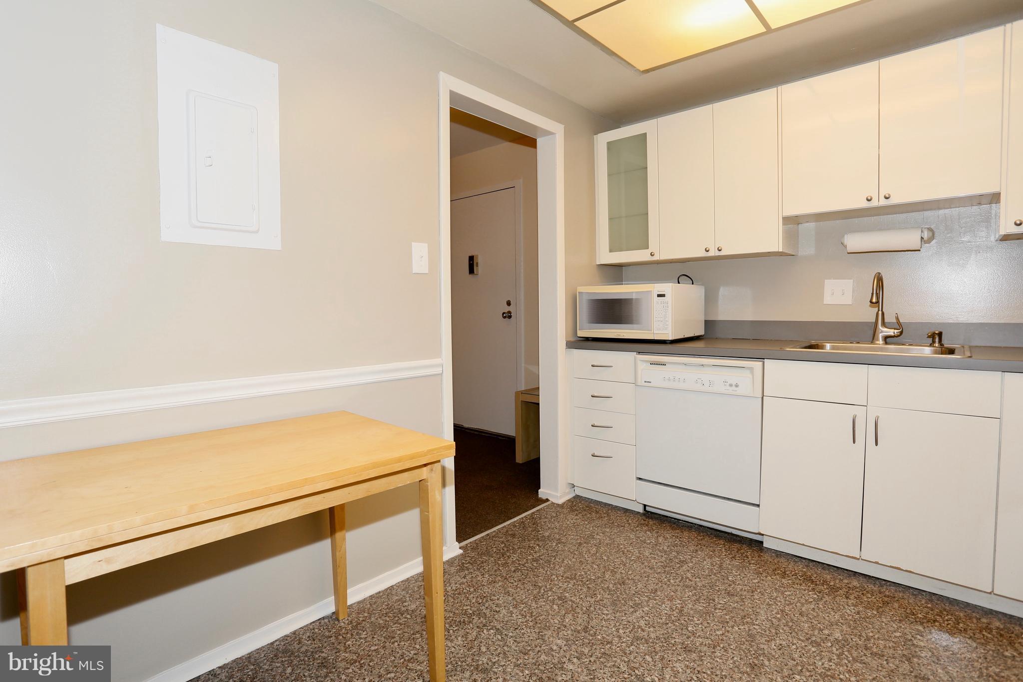 10008 Stedwick Road, Unit 201 Montgomery Village, MD 20886 - Photo 9 of 15 Kitchen (table space)
