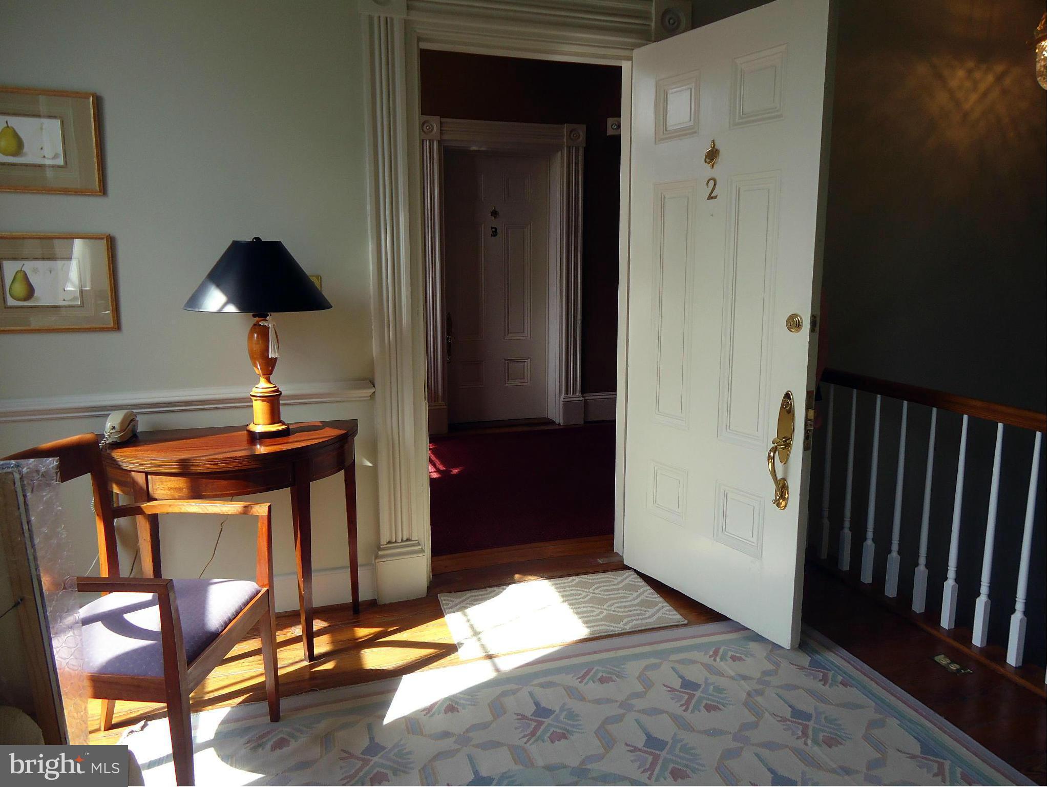 603 Queen Street, Unit 2 Alexandria, VA 22314 - Photo 4 of 30 Entrance