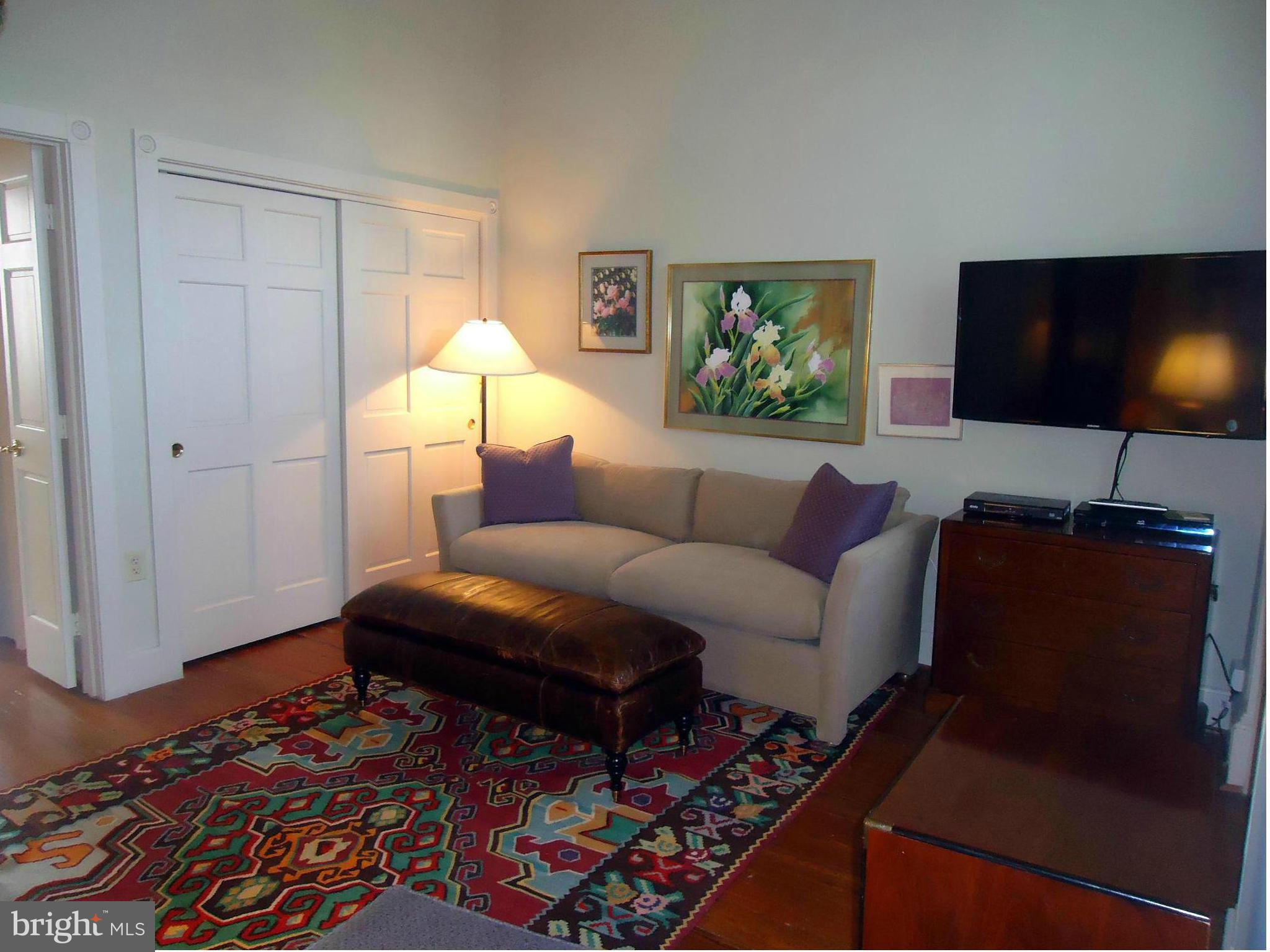 603 Queen Street, Unit 2 Alexandria, VA 22314 - Photo 10 of 30 Bedroom 2