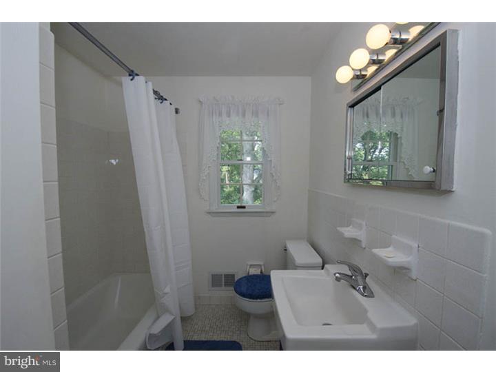 421 Conestoga Road Wayne, PA 19087 - Photo 12 of 22 Bathroom