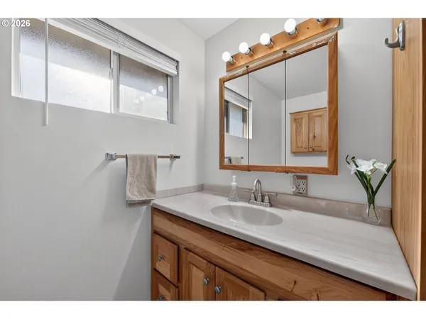 $585,000 | 2412 Southwest Wickiup Avenue, Redmond, OR 97756