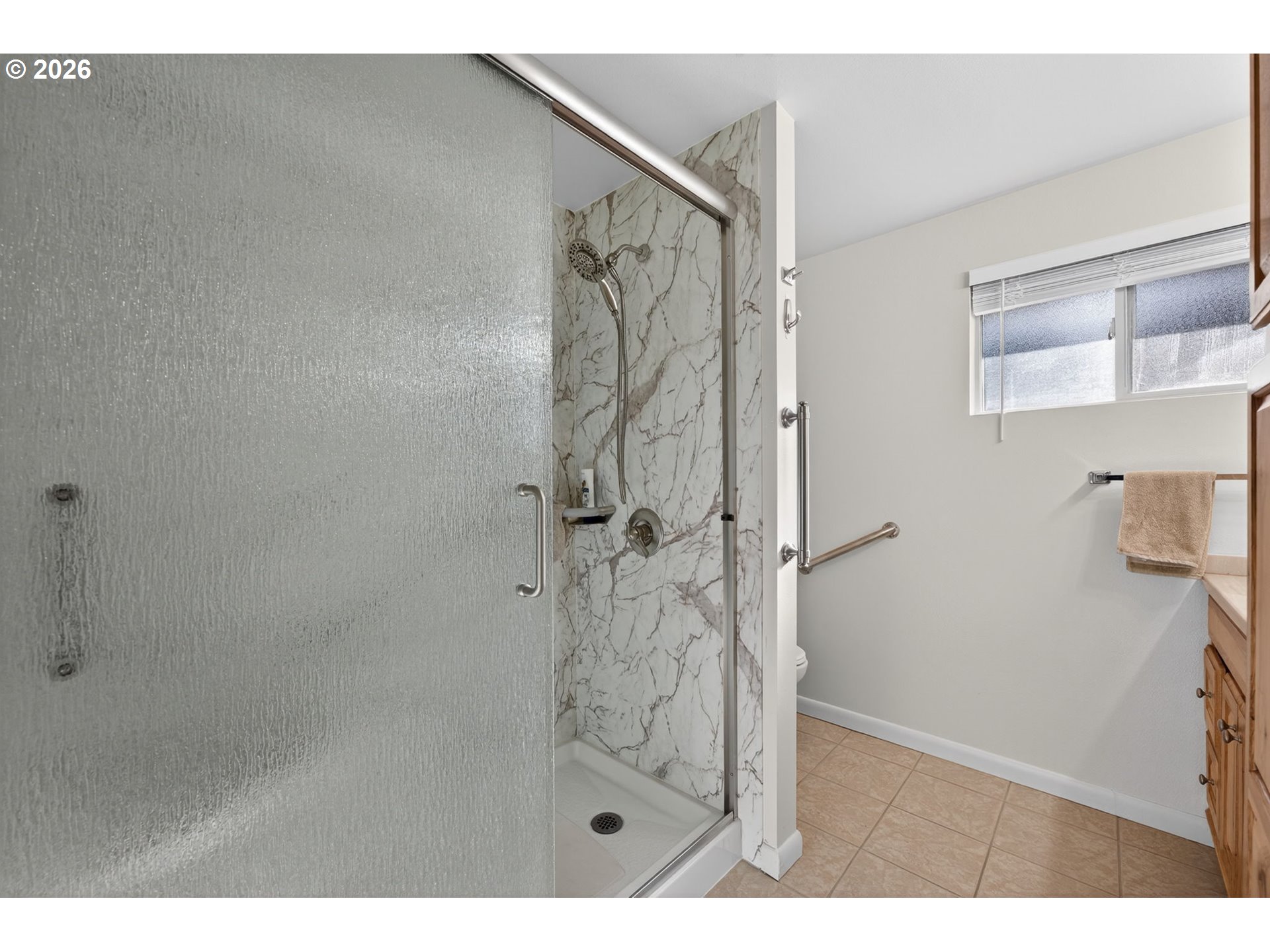 2412 Southwest Wickiup Avenue Redmond, OR 97756 - Photo 12 of 41