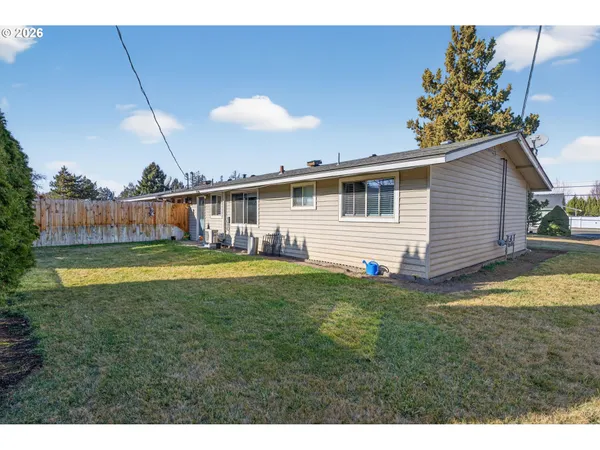 $585,000 | 2412 Southwest Wickiup Avenue, Redmond, OR 97756