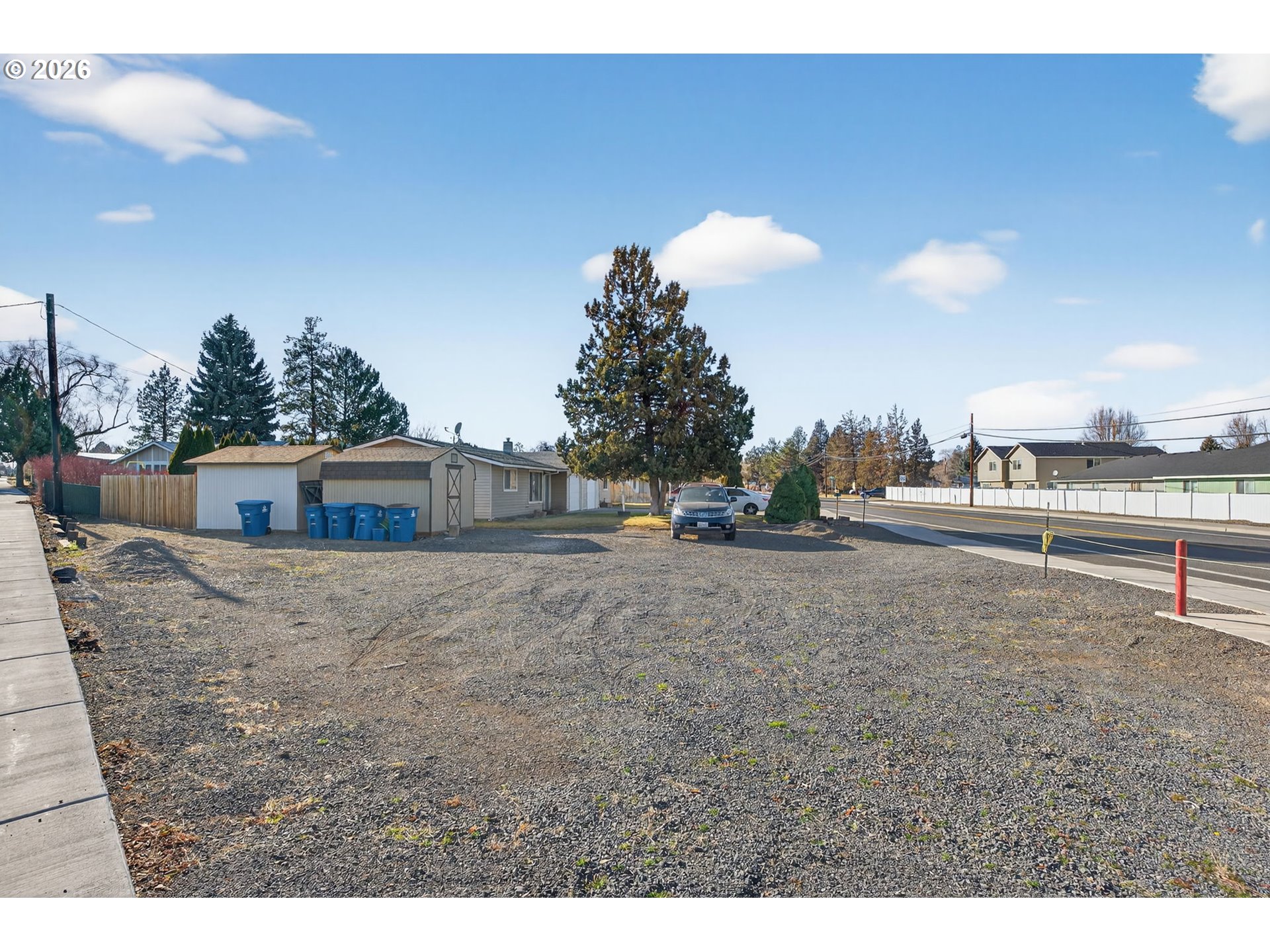 2412 Southwest Wickiup Avenue Redmond, OR 97756 - Photo 33 of 41