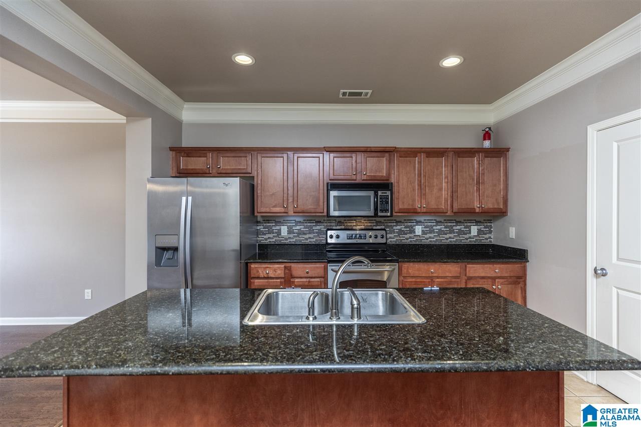 1165 Inverness Cove Way Birmingham, AL 35242 - Photo 9 of 22