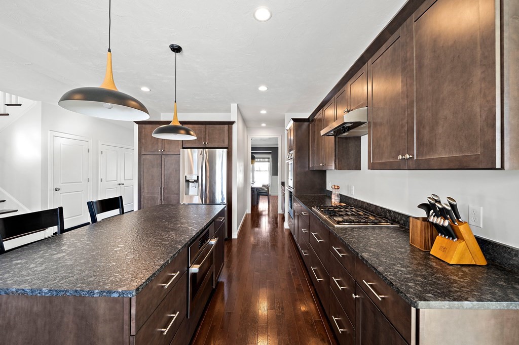60 Tamarack Road Dracut, MA 01826 - Photo 7 of 40 Gallery Image 7