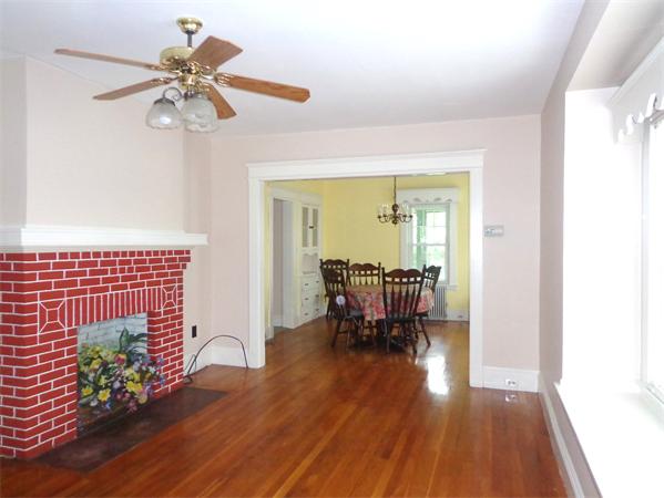 35 East Alvord Street Springfield, MA 01108 - Photo 4 of 20