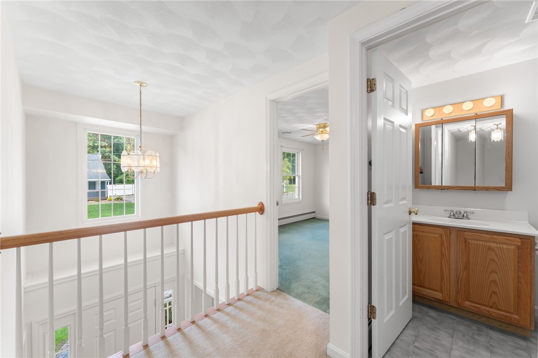 17 Doire Road Cumberland, RI 02864 - Photo 12 of 31