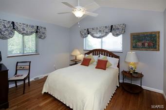 9734 Conway Road Ladue, MO 63124 - Photo 13 of 17