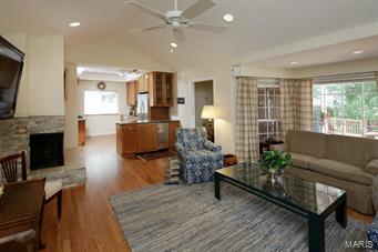9734 Conway Road Ladue, MO 63124 - Photo 8 of 17