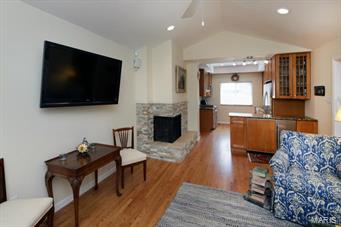9734 Conway Road Ladue, MO 63124 - Photo 10 of 17