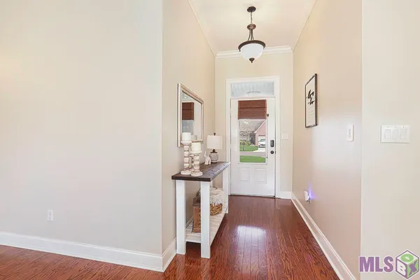 $332,500 | 41131 Lakeway Cove Avenue, Gonzales, LA 70737