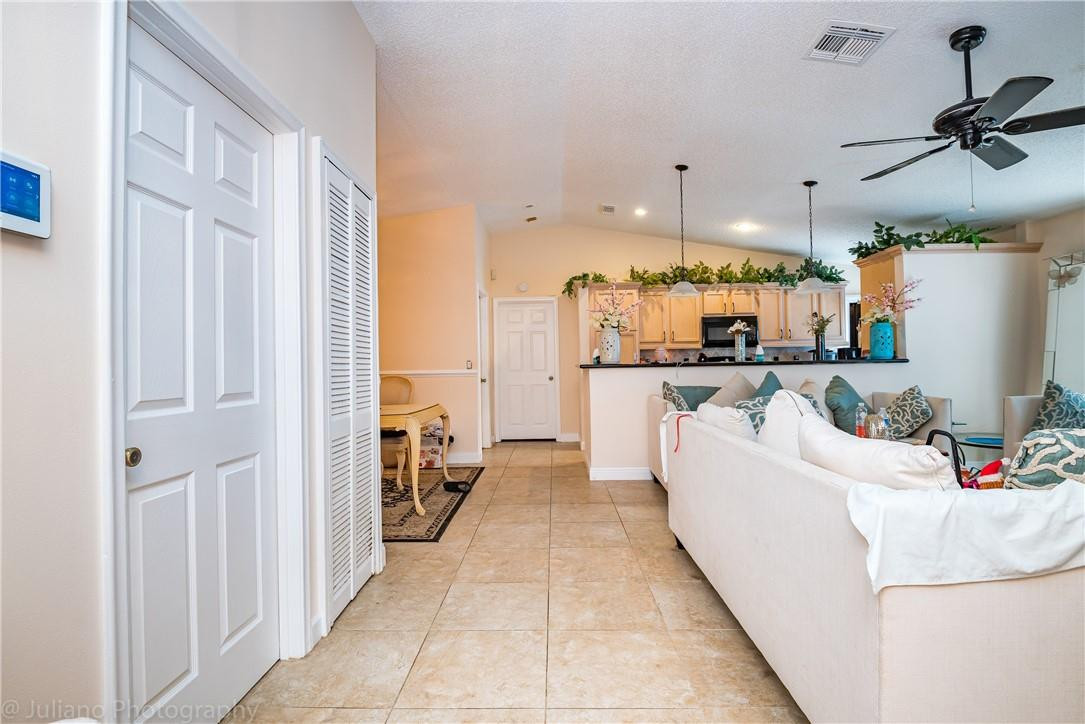 23304 Southwest 58th Avenue Boca Raton, FL 33428 - Photo 16 of 31 Photo 20