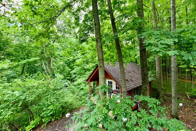 $525,000 | 5202 Hill Valley Drive, Pittsboro, IN 46167