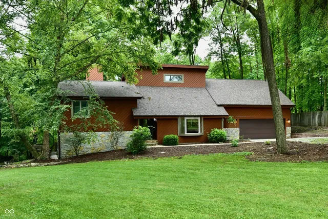 $525,000 | 5202 Hill Valley Drive, Pittsboro, IN 46167