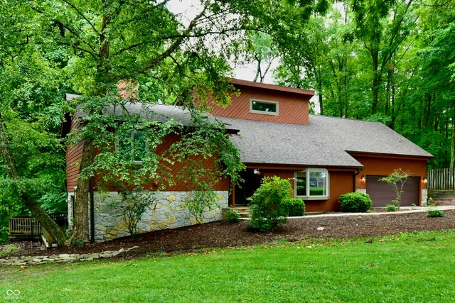 $525,000 | 5202 Hill Valley Drive, Pittsboro, IN 46167
