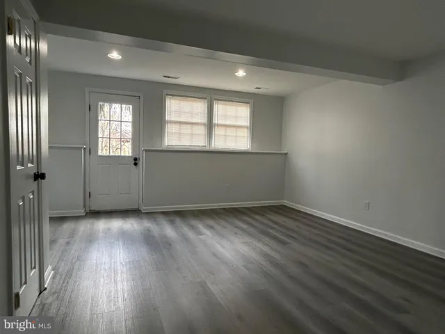 $1,950 | 658 Corsica Avenue, Bear, DE 19701