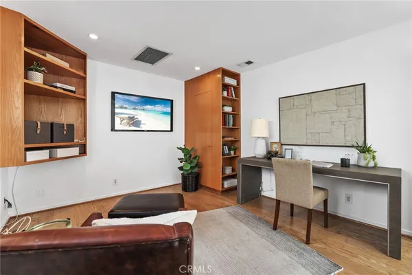 $2,398,500 | 64 59th Place, Long Beach, CA 90803