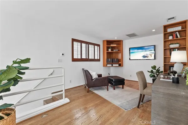 $2,398,500 | 64 59th Place, Long Beach, CA 90803