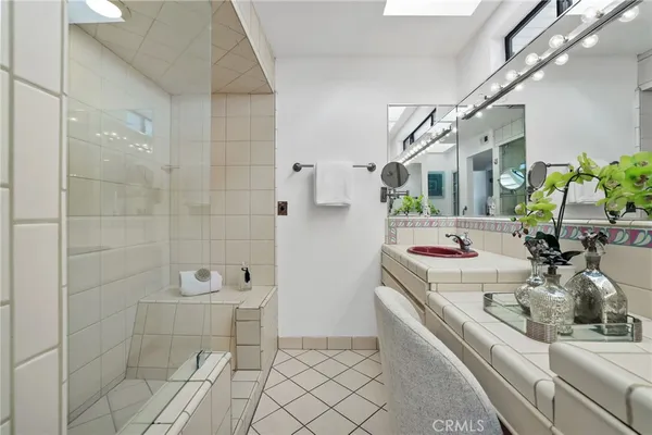 $2,398,500 | 64 59th Place, Long Beach, CA 90803