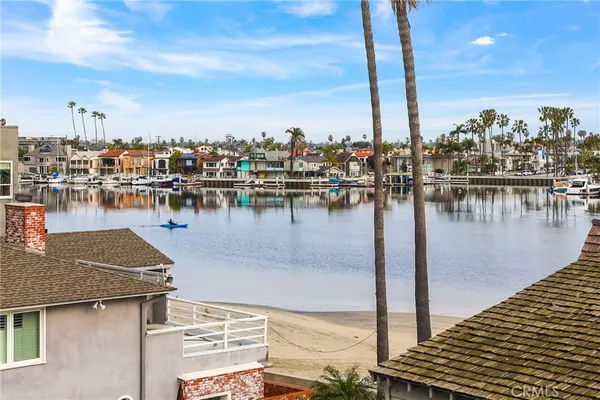 $2,398,500 | 64 59th Place, Long Beach, CA 90803