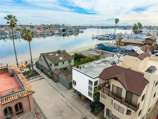 $2,398,500 | 64 59th Place, Long Beach, CA 90803