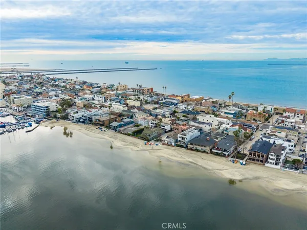 $2,398,500 | 64 59th Place, Long Beach, CA 90803