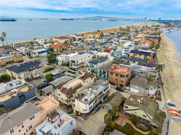 $2,398,500 | 64 59th Place, Long Beach, CA 90803