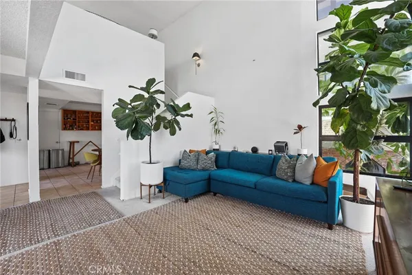 $2,398,500 | 64 59th Place, Long Beach, CA 90803