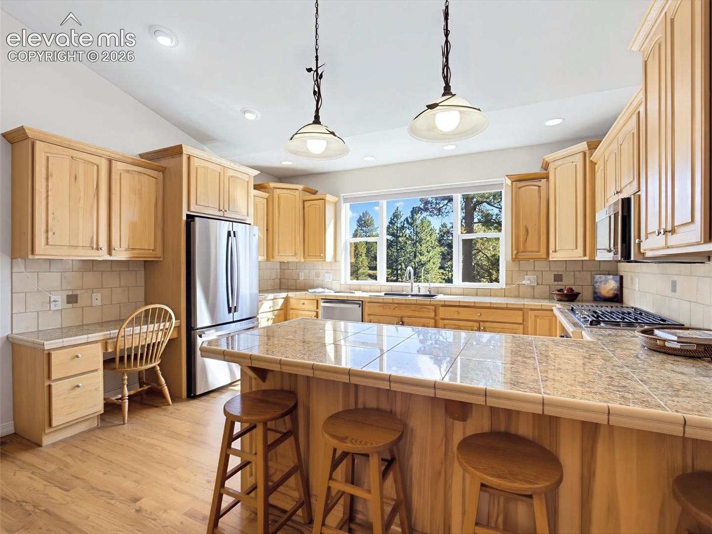 18065 Cumbres Road Peyton, CO 80831 - Photo 16 of 48 Gas stove & oven