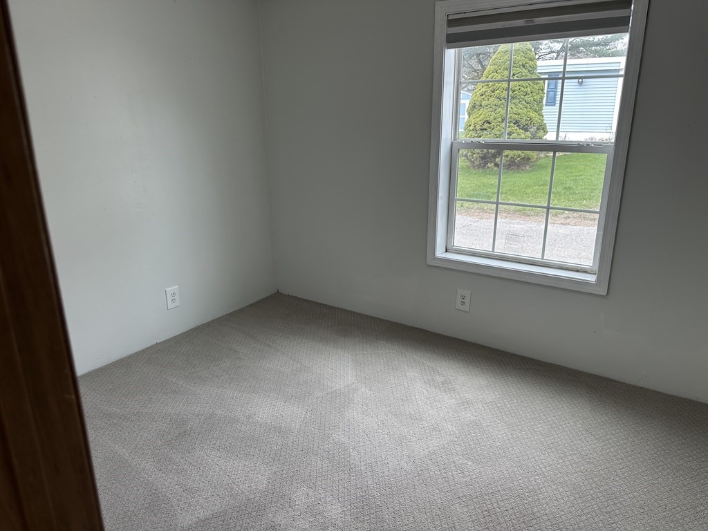 194 Lafayette Road, Unit 12N Salisbury, MA 01952 - Photo 9 of 26 Gallery Image 9