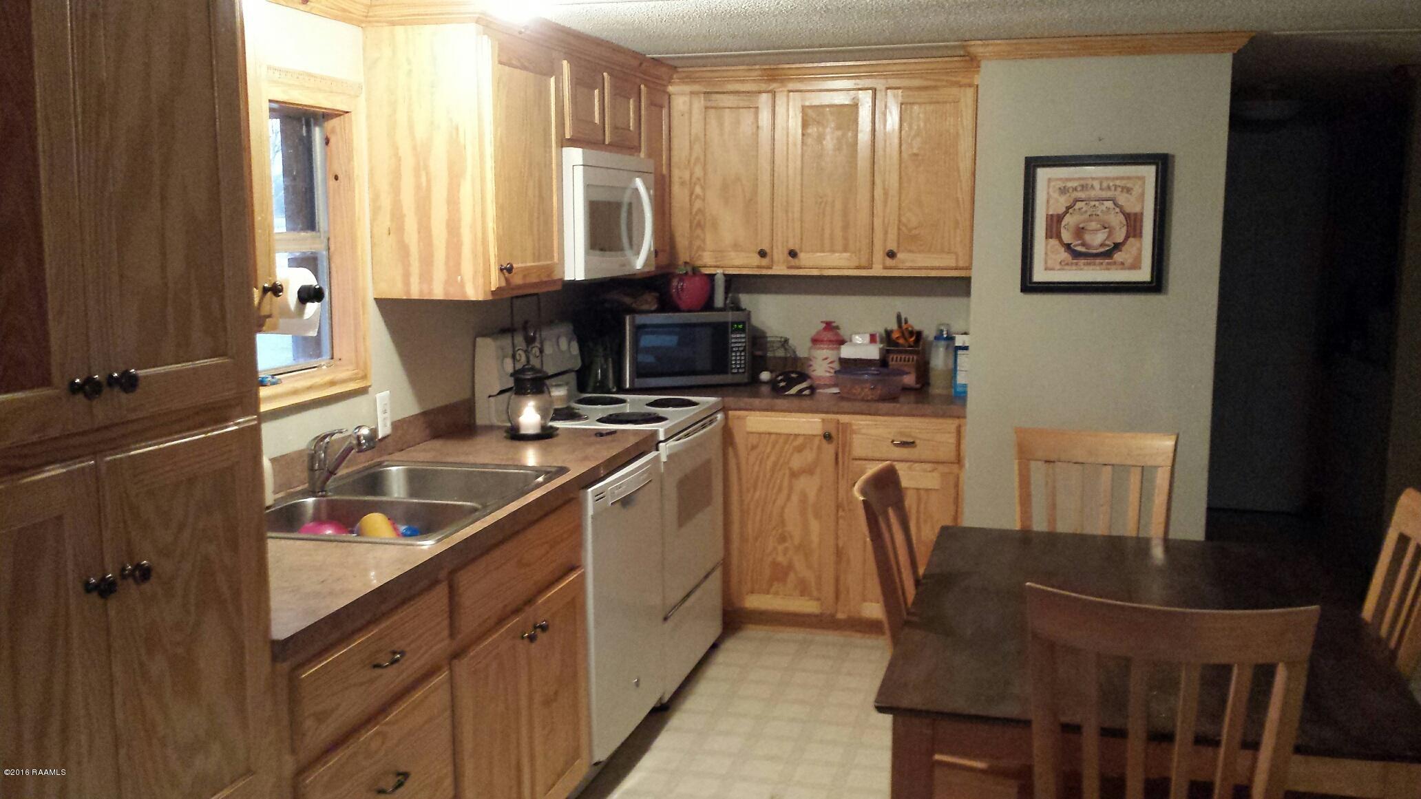 331 Dillard Road Opelousas, LA 70570 - Photo 8 of 12 02