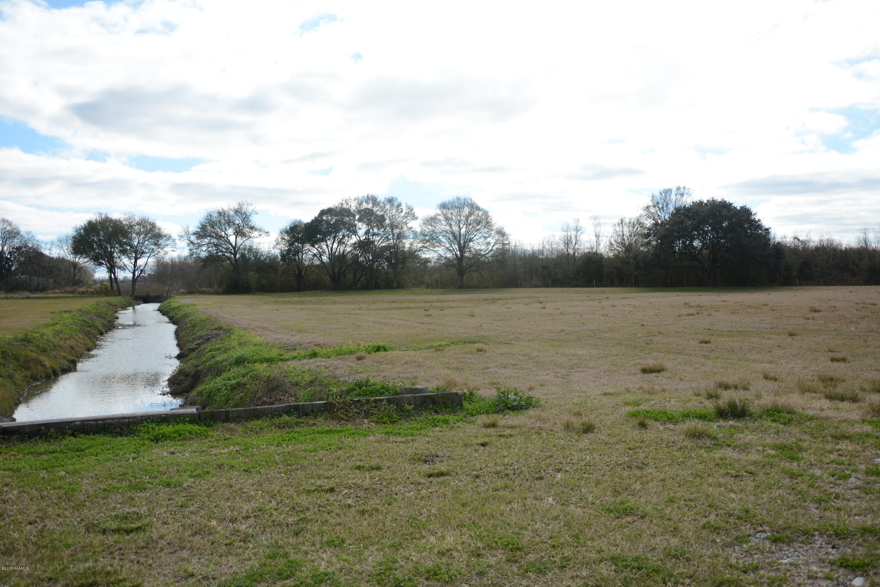 4303 Captain Cade Road Youngsville, LA 70592 - Photo 10 of 17 DSC_0770