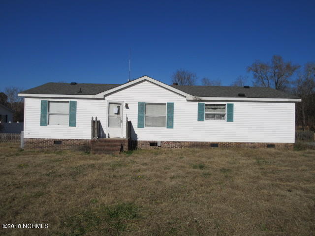 1374 East Old Spring Hope Road Nashville, NC 27856 - Photo 1 of 1 Main view