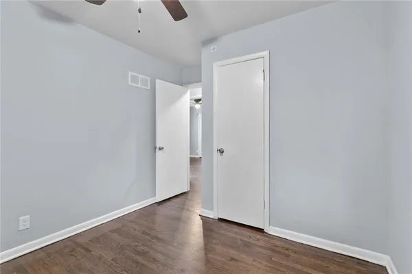 $210,000 | 6874 Sni A Bar Road, Kansas City, MO 64129