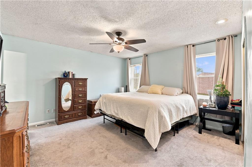 906 Fairview Circle Pleasant Hill, MO 64080 - Photo 24 of 56 Gallery Image 24