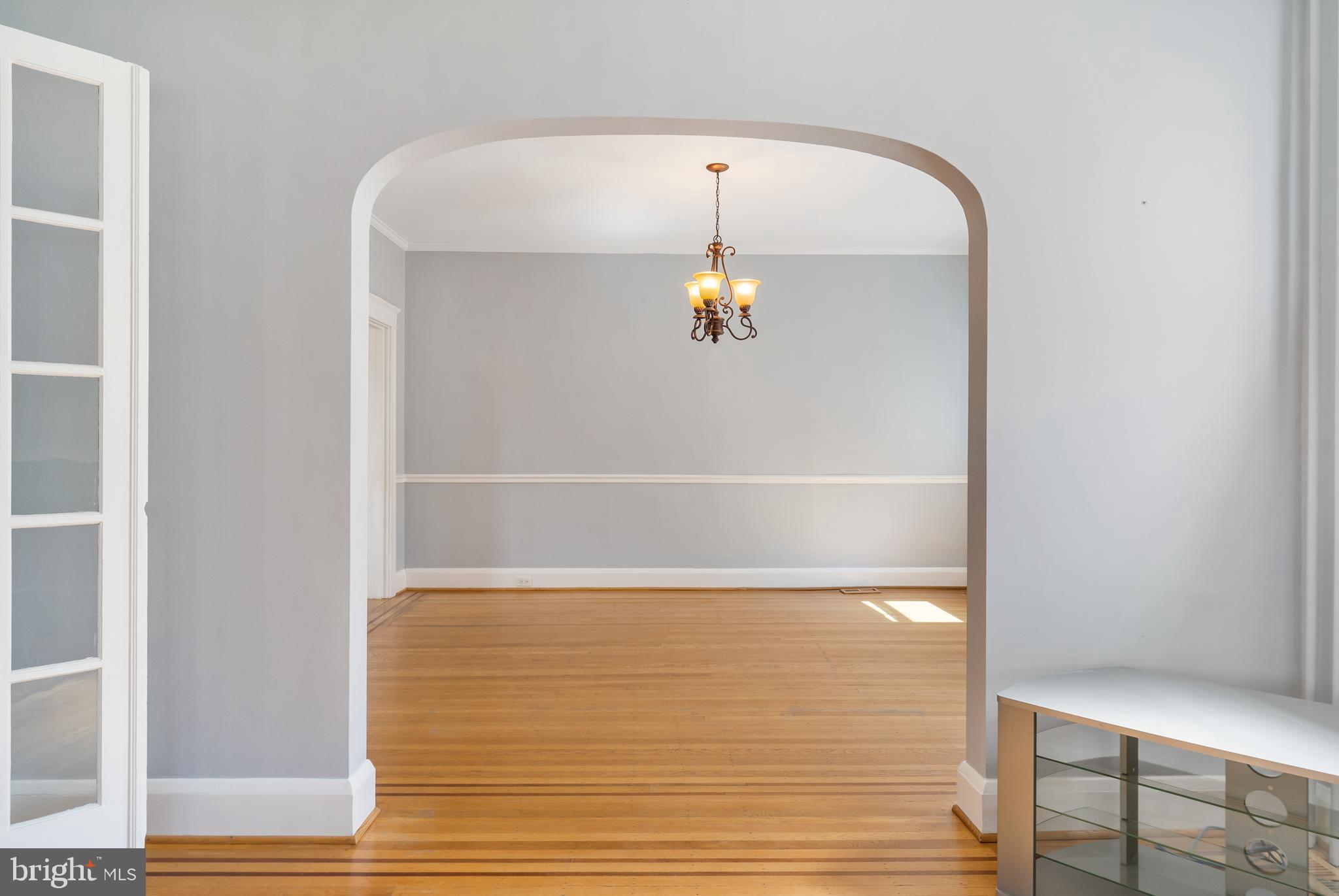 2202 Pelham Avenue Baltimore, MD 21213 - Photo 6 of 51