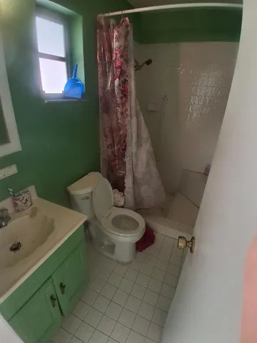 $349,000 | 6031 Northeast 7th Avenue, Oakland Park, FL 33334