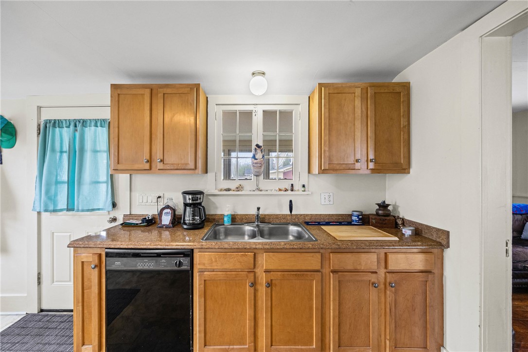 2165 5 Mile Line Road Penfield, NY 14526 - Photo 11 of 48