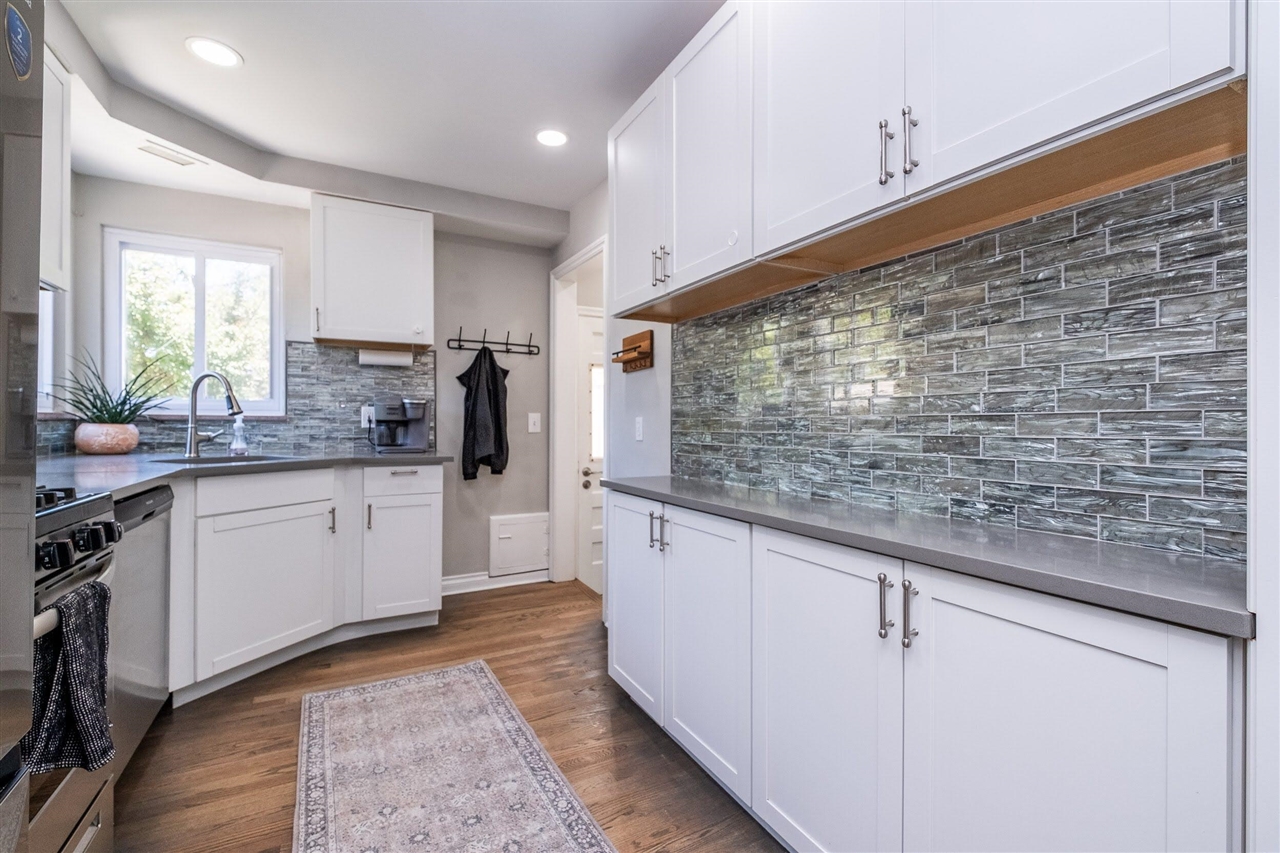 332 Normandy Road Royal Oak, MI 48073 - Photo 17 of 38