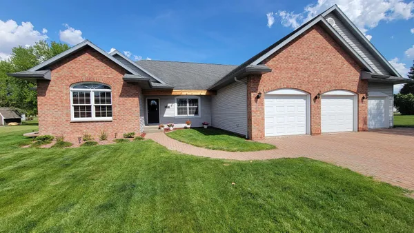 $384,900 | 635 Laurisa Lane, Antigo, WI 54409