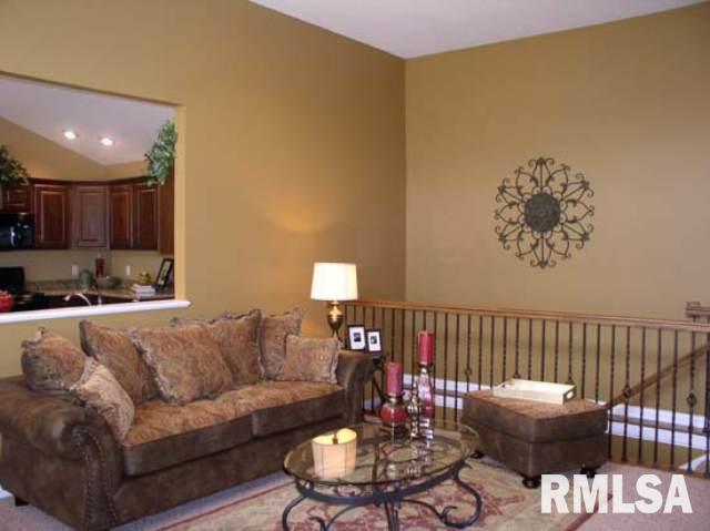 3602 Thunder Ridge Road Bettendorf, IA 52722 - Photo 2 of 9 Gallery Image 2