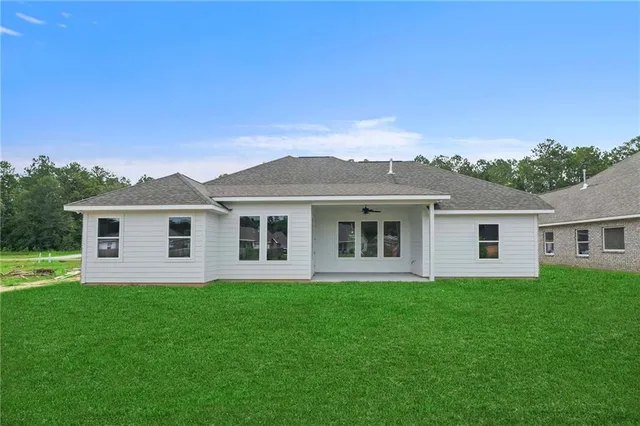 $399,900 | 72661 Robindale Drive, Covington, LA 70435